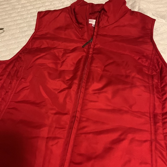 Zip up Vest - Picture 4 of 5